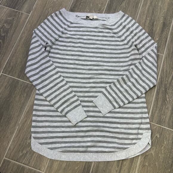 LOFT Sweaters - LOFT Women’s Small Gray and White Striped Boatneck Long Sweater
